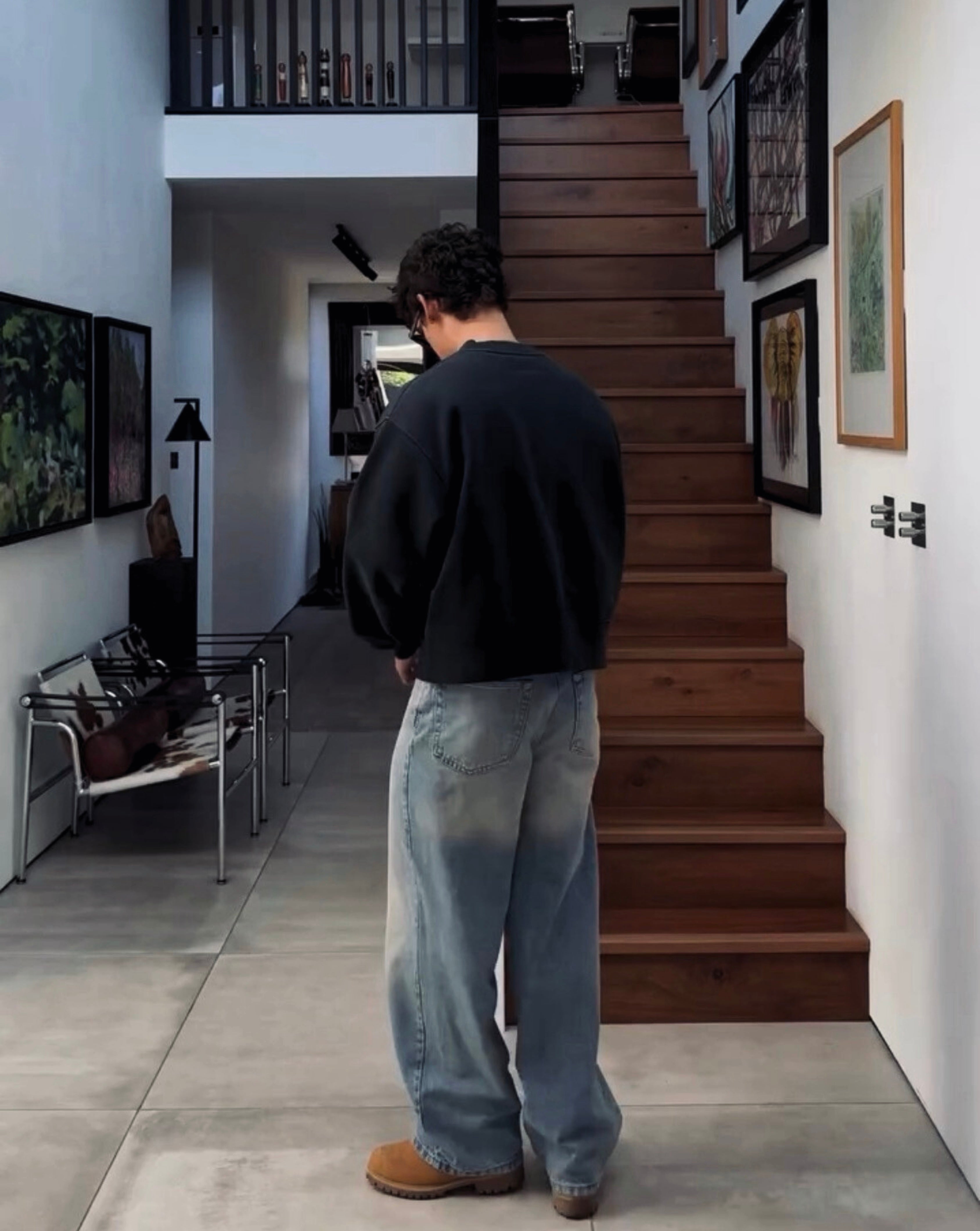 SWEATSHIRT-001 ( BLACK )