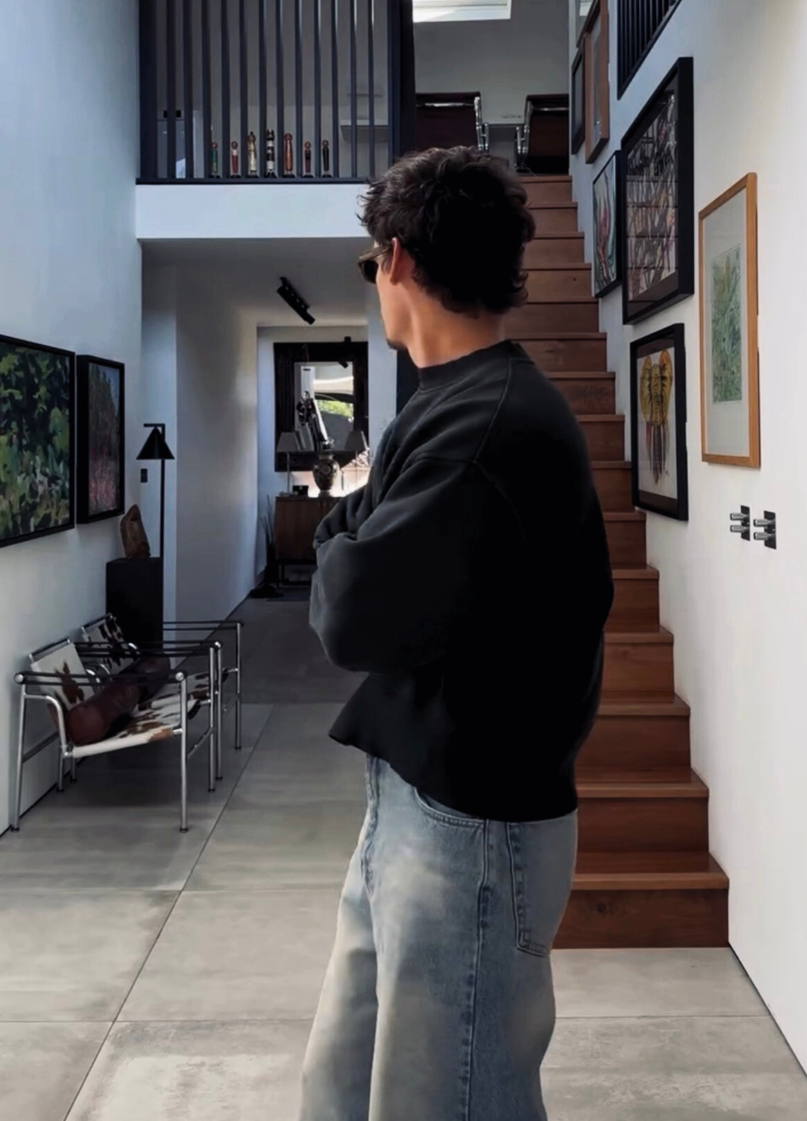 SWEATSHIRT-001 ( BLACK )